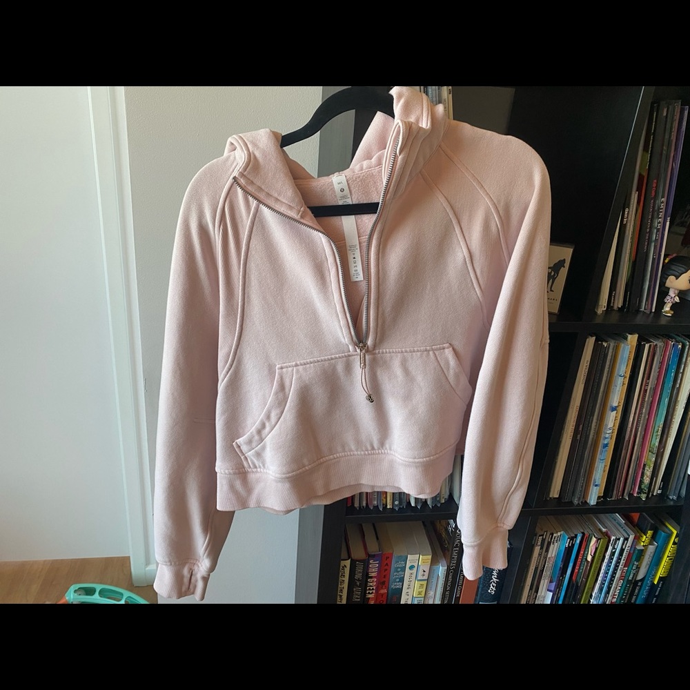 Lululemon Cropped Oversize Scuba Hoodie Size M/L Worn Once
